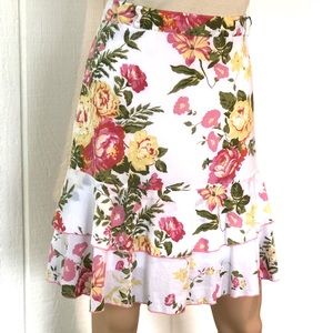 ✨4 for $20✨ Pink Floral Skirt with Ruffle
